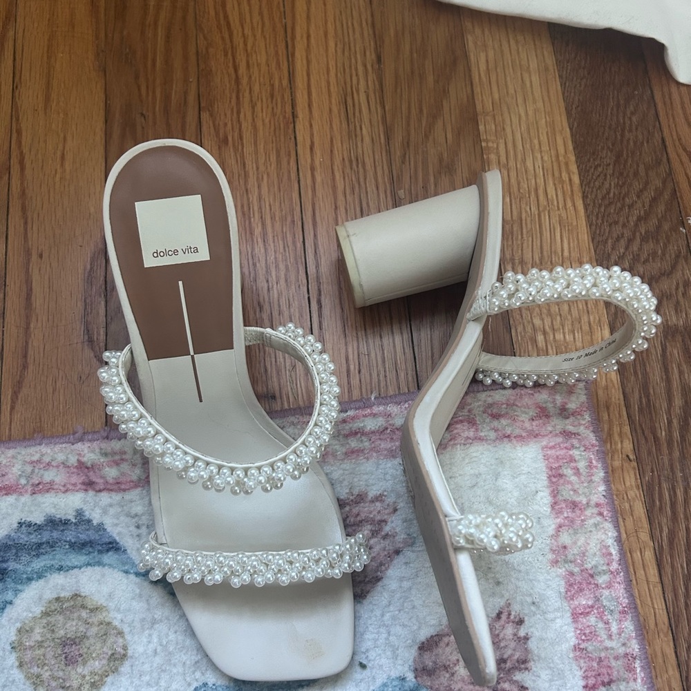 Dolce vita pearl Noel Heels